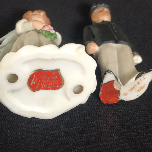 Vintage Lefton Bride & Groom Wedding Cake Toppers - Picture 4 of 6